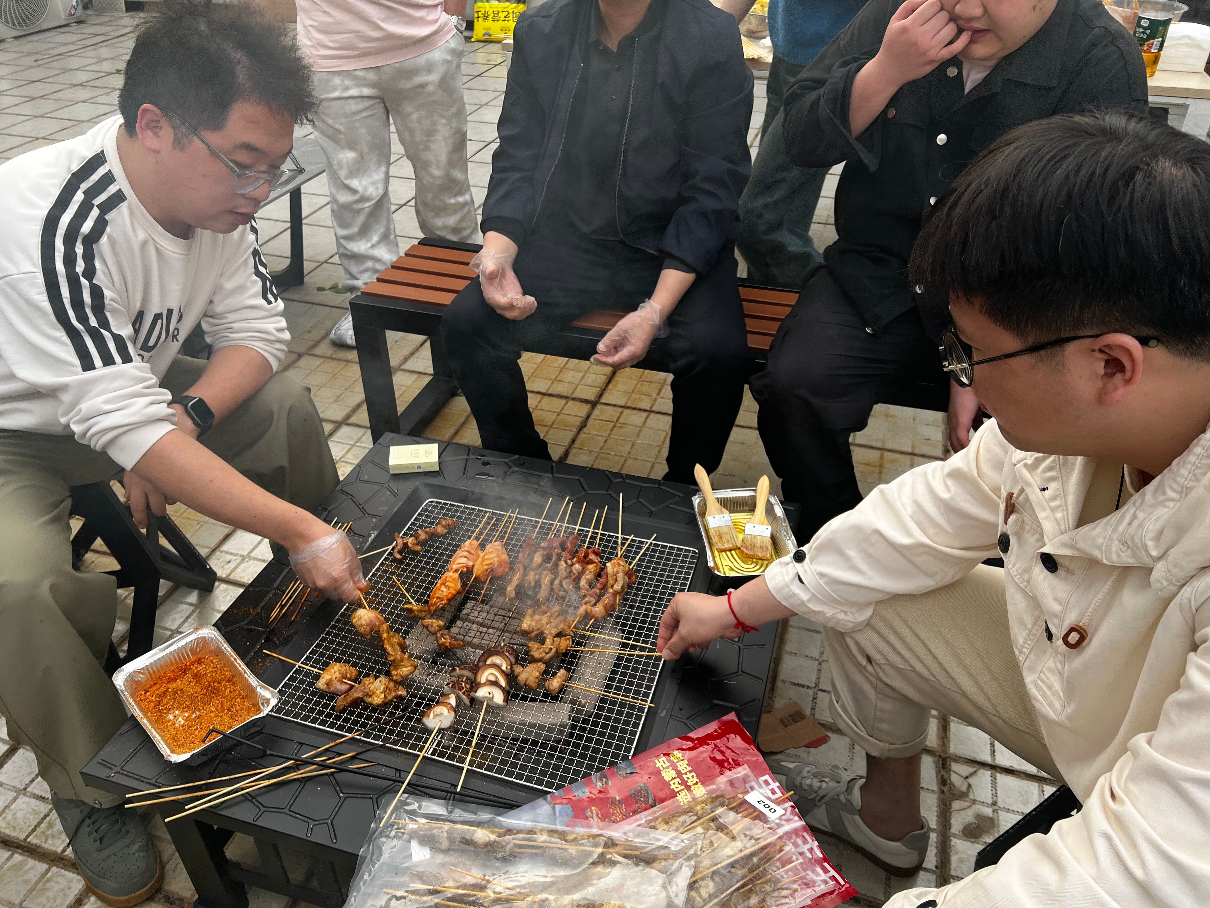 【团建活动】今泰装饰露台烧烤,烟火向星辰,团建暖人心(图7) 2026_04_24_18_04_IMG_0088.jpg